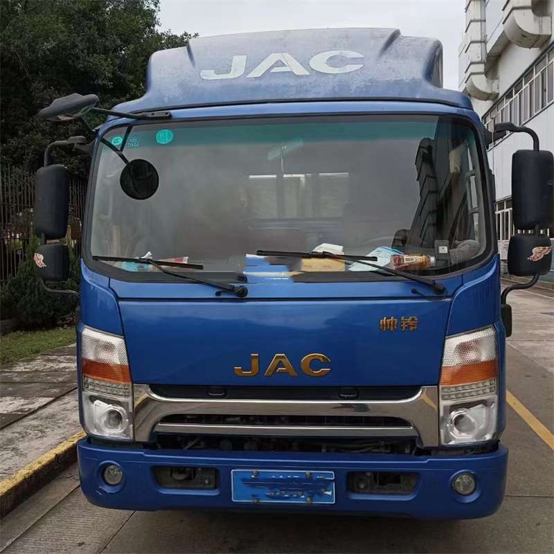 内蒙古呼伦贝尔新巴尔虎右旗到吴忠物流公司一站式服务，为您的货物保驾护航